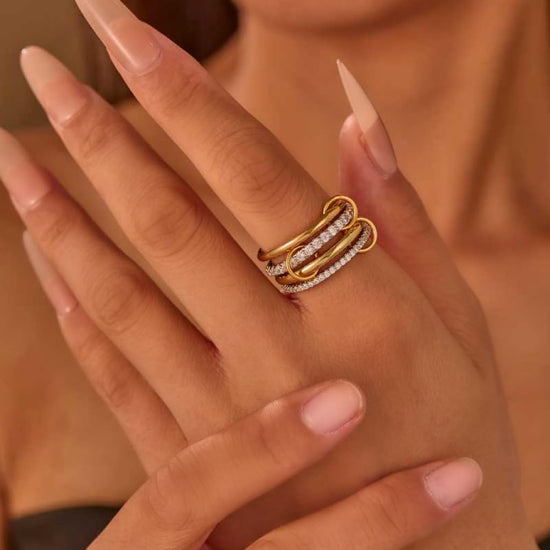 Canboer ring set — 14K gold plated interlocked stackable rings for women