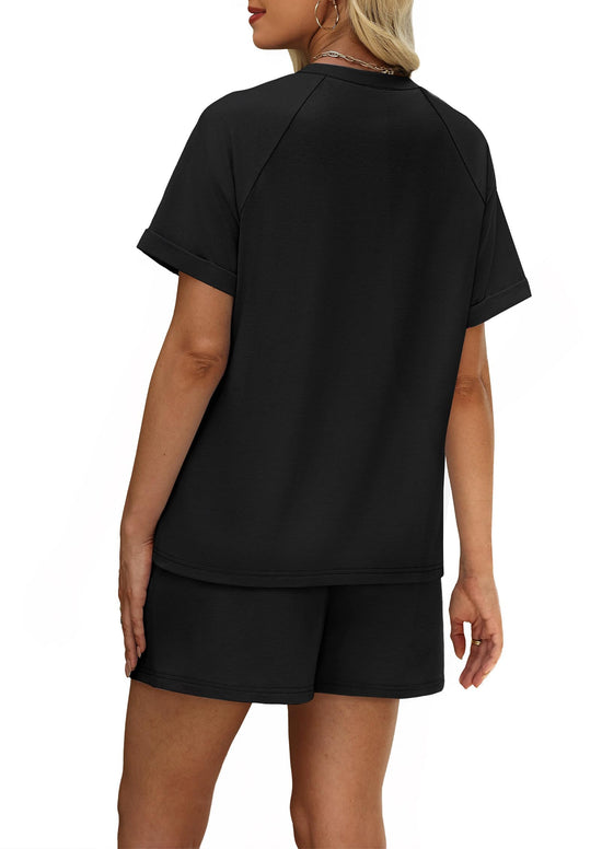 WIHOLL coordinated outfit — two piece lounge set with short sleeves and crew neck