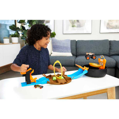 Toy vehicle set — Hot Wheels monster trucks stunt tire playset