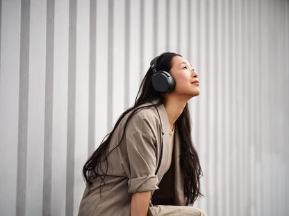 SENNHEISER Momentum 4 wireless headphones — 60h battery life and adaptive noise cancellation