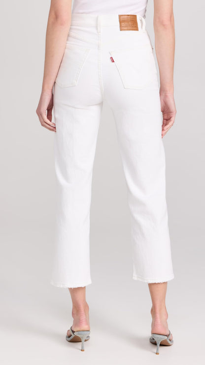 Levi's pants — Premium ribcage straight ankle style