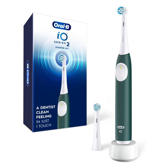 Oral-B iO Series 2 rechargeable electric toothbrush - Starter kit included.