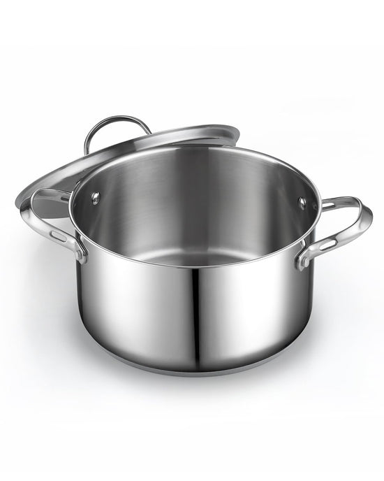 Cooks Standard stockpot with stainless steel lid