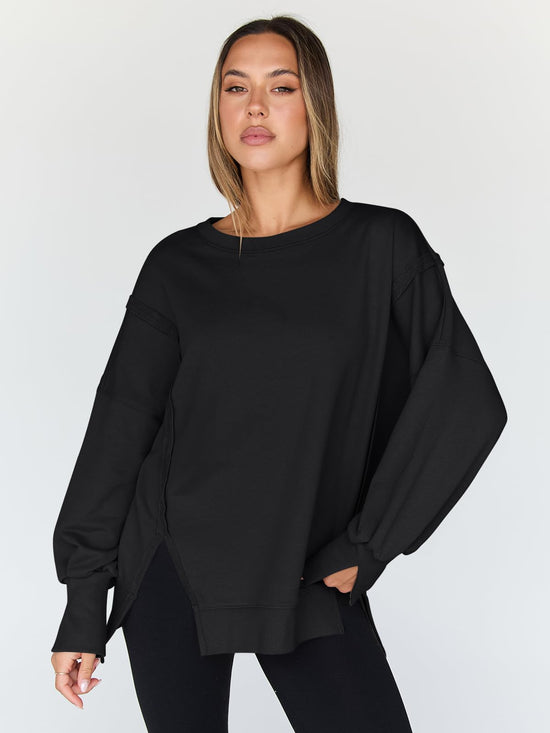 Sweatshirt — Trendy oversized design for women and teen girls in fall and winter