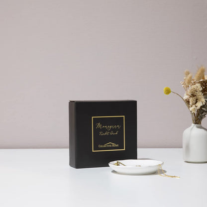 COLLECTIVE HOME - Jewelry storage with ceramic decorative trinket dish in white surface 4.75 diameter.