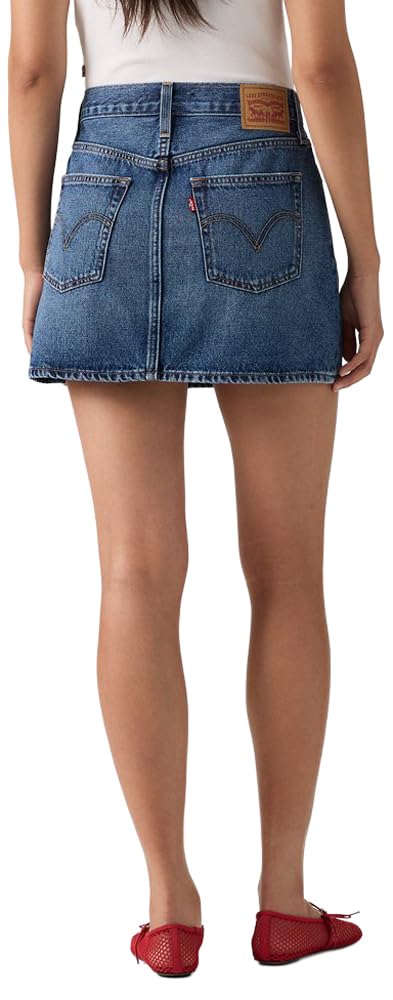 Levi's women's icon skirt - denim style.