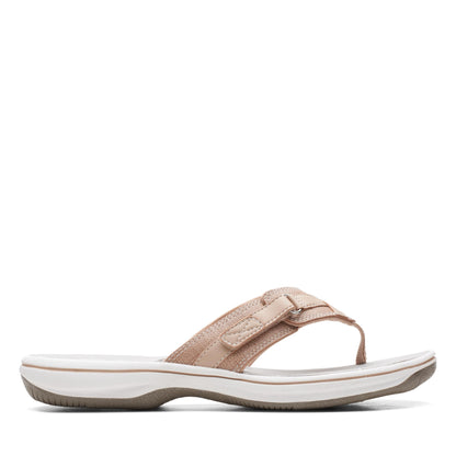 Clarks Women's Breeze Sea sandal — breathable design