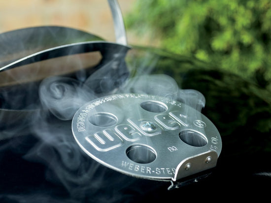 Barbecue grill — Weber 22-inch original kettle premium charcoal model in black