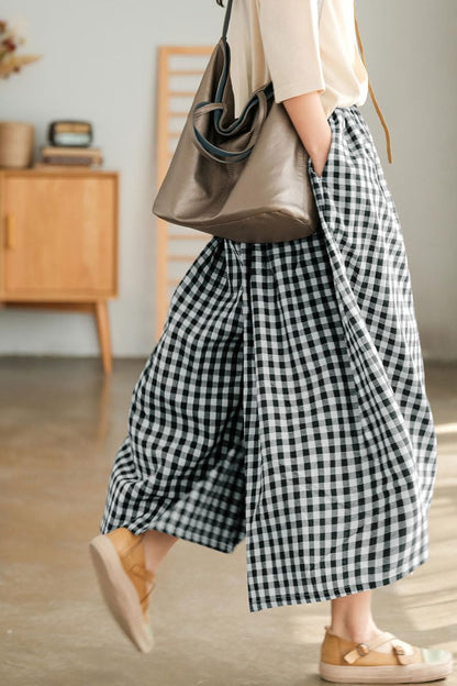 PANTS — Cotton linen wide leg capri pants with elastic waist and plaid design