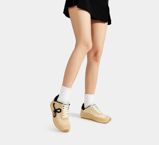LUCKY STEP women's low top sneakers - trendy and stylish design for comfort and versatility.