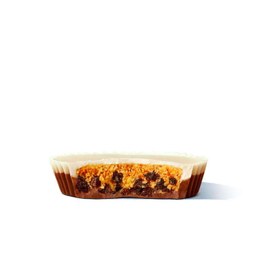 Chocolate candy — Reese's Oreo peanut butter cups in milk chocolate and white creme, 24 count