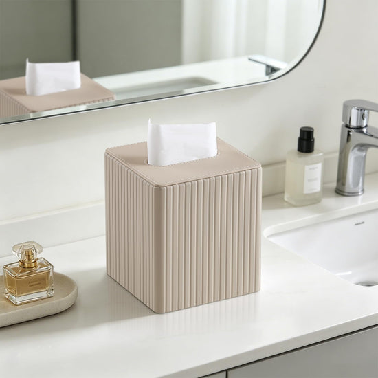 MEIBOOCH facial tissue holder — PU leather with magnetic closure