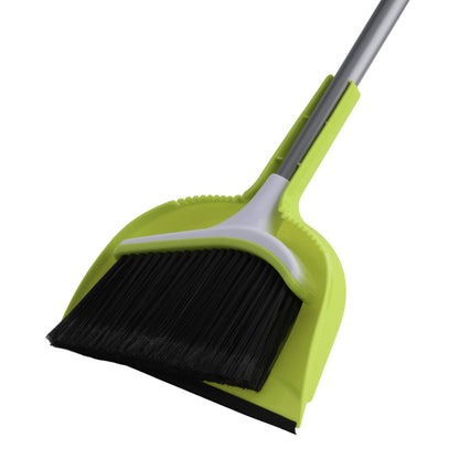 Casabella broom with angled dustpan