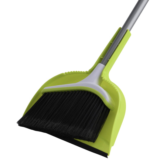 Casabella Basics broom with angled dustpan