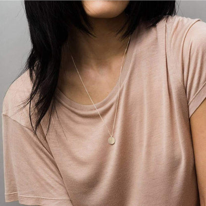 Turandoss layered choker necklace with Y pendant design and adjustable length