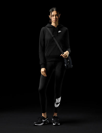 Nike Women's Air Max Excee shoes - classic design and comfort