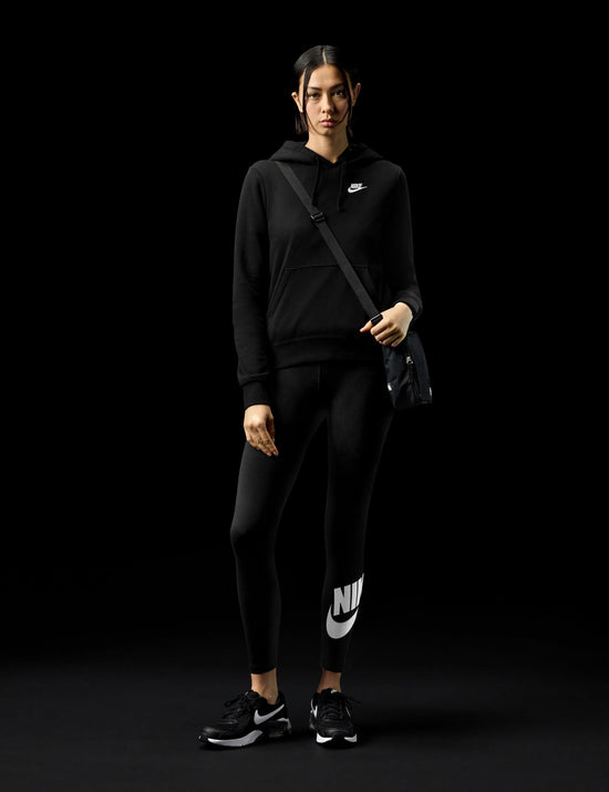 Nike Women's Air Max Excee shoes - classic design and comfort
