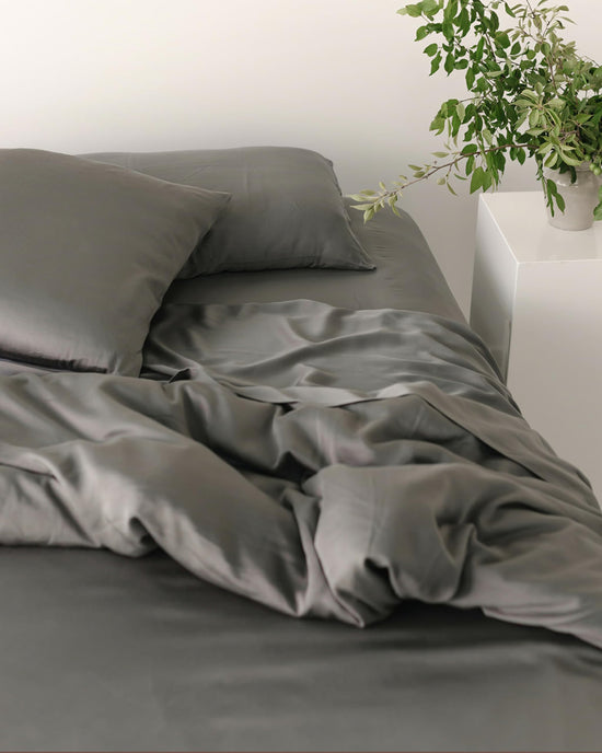 Cozy Earth bed linen set — 100% viscose from bamboo, ultra-soft and breathable