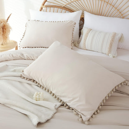 Bedding set — Ball pom fringe design comforter set by YIRDDEO