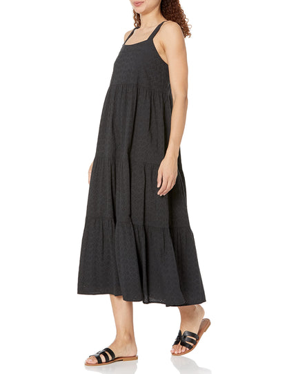 The Drop women's dress — stylish and versatile design.The Drop women's dress — modern design for everyday wear.