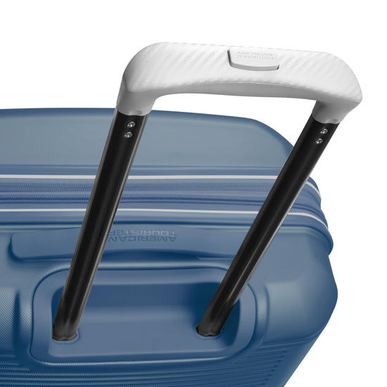 American Tourister suitcase - Stratum 2.0 model.