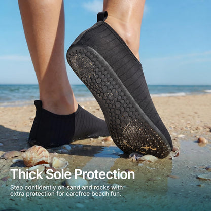 Water shoes — Quick-dry aqua socks for swimming and hiking in various sizes