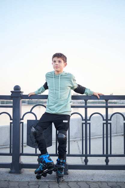 2PM SPORTS roller skates — Adjustable flashing design with light-up wheels for kids and adults