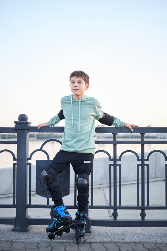 2PM SPORTS roller skates — Adjustable flashing design with light-up wheels for kids and adults