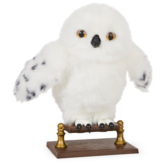 Wizarding World Harry Potter Hedwig interactive owl with sounds and movements toy figure
