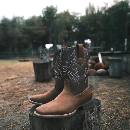 Lumeheel cowboy boots - Western boots with embroidered design and slip resistant sole