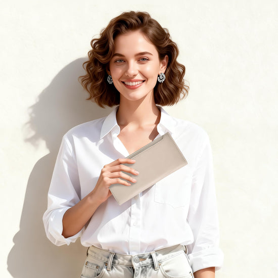 Tipmile bifold leather wallet with RFID blocking for women
