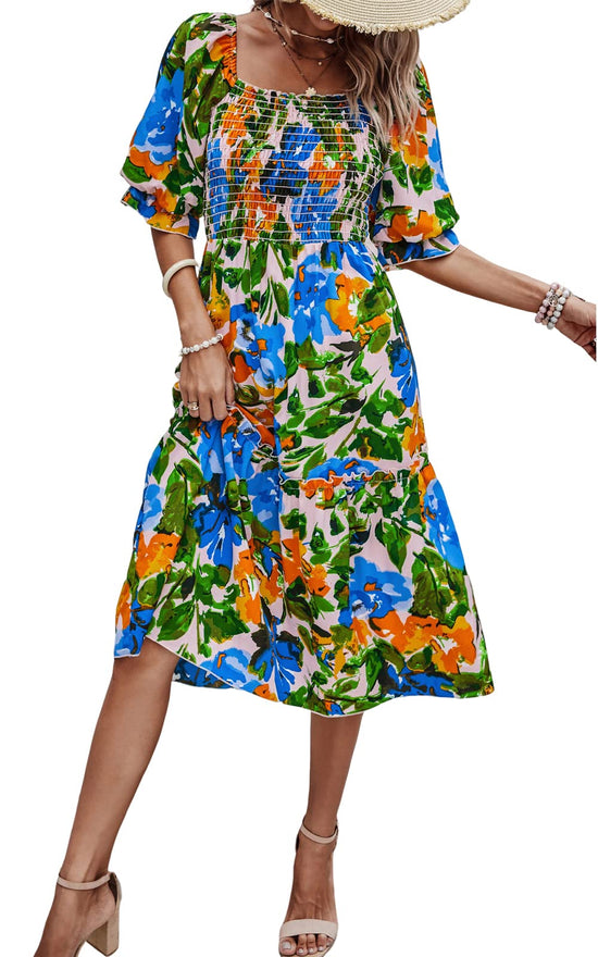 PRETTYGARDEN dress with puff sleeves and floral design.