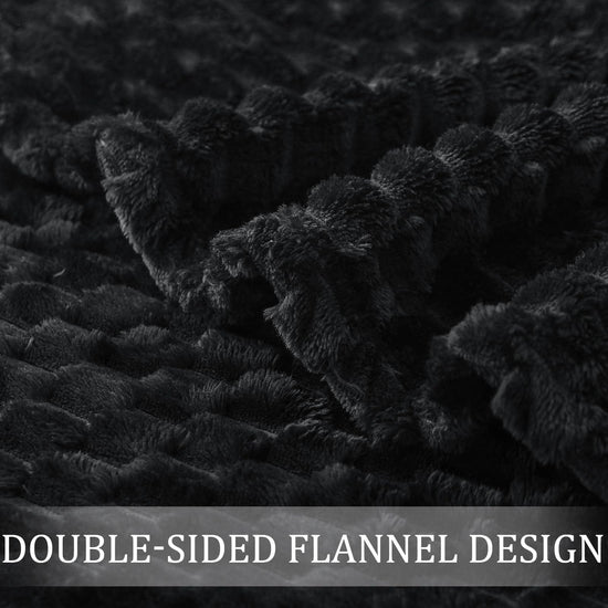 Exclusivo extra large soft fleece throw blanket - 3D clouds jacquard design