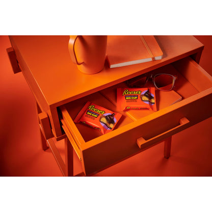Chocolate candy — Reese's big cup packs