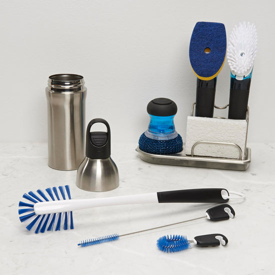 OXO cleaning brush — insulated tumbler with cleaning kit