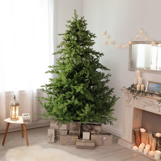 Fraser Hill Farm artificial tree - realistic design