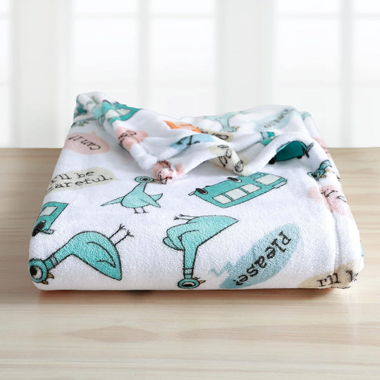 Peanuts & Mo & LBT kids throw blanket — cozy design for comfort and warmthPeanuts & Mo & LBT kids blanket — cozy design for comfort and warmth