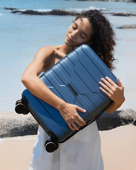 BAGSMART carry on suitcase - Lightweight and expandable with spinner wheels and TSA lock