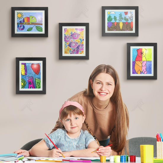 Picture frame — Front-opening design for kids' artwork and projects