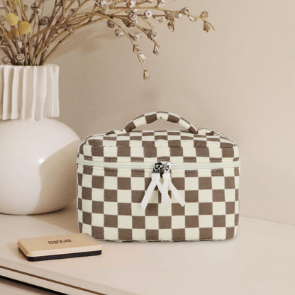 Prite cosmetic case — large floral quilted design for travel and toiletries