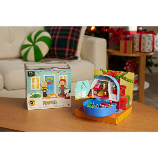 Toy figure playset — Polly Pocket x Peanuts compact with Snoopy and Woodstock