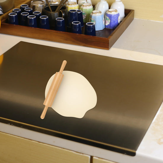 Cutting board — Stainless steel for versatile kitchen use