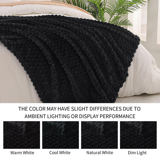 Exclusivo extra large soft fleece throw blanket - 3D clouds jacquard design