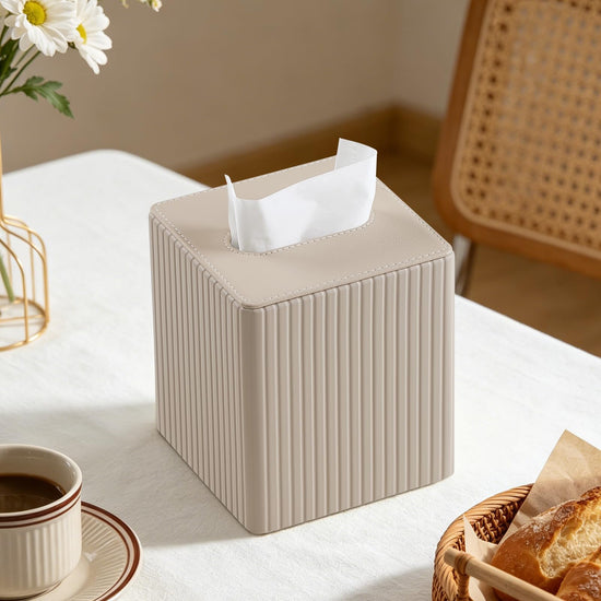 MEIBOOCH facial tissue holder — PU leather with magnetic closure