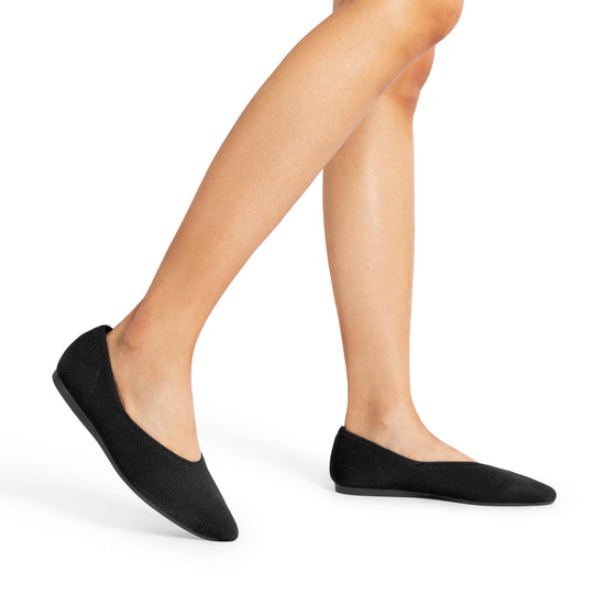 DREAM PAIRS pointed toe flats — Comfortable dressy knit ballet flats with arch support