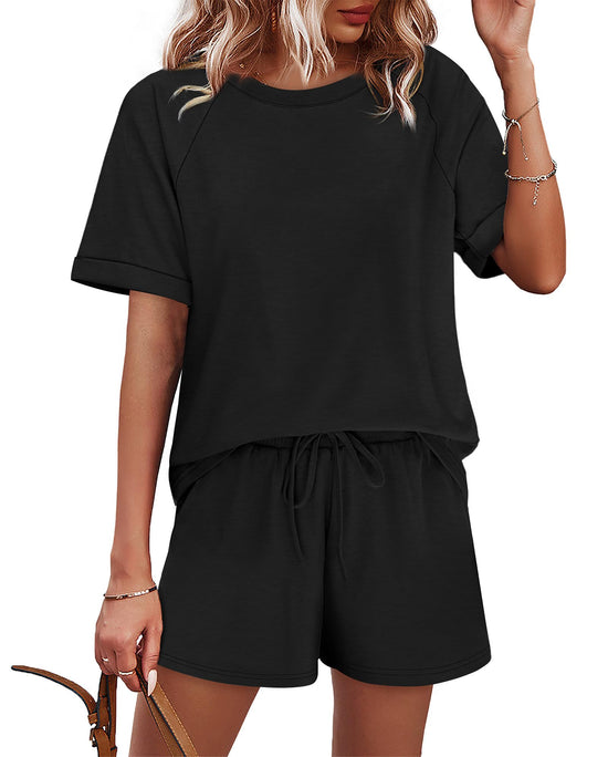 Coordinated outfit — WIHOLL two piece short set with short sleeve and crew neck