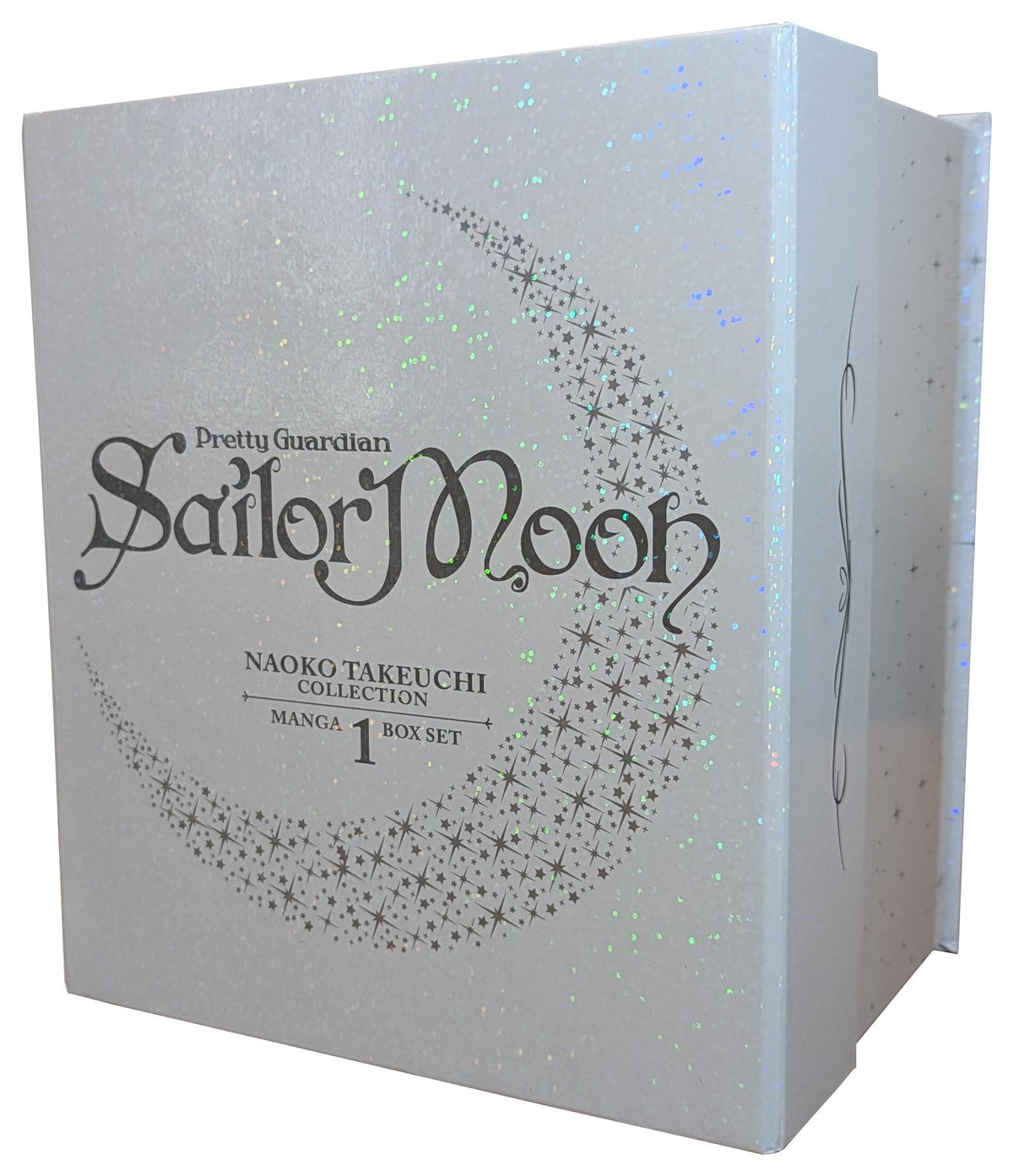 ABIS_BOOK — Sailor Moon manga box set with 16 art cards and holographic gift box
