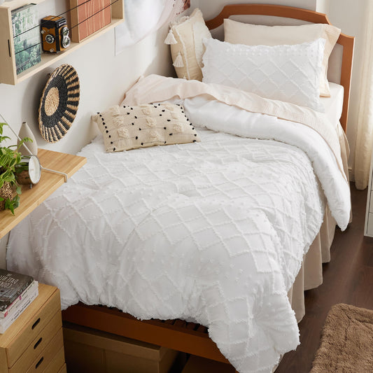Bedding set — Boho tufted shabby chic design for all seasons by Bedsure