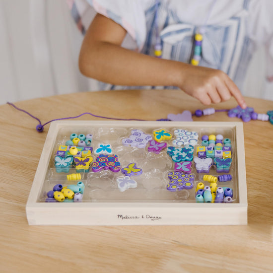 Art craft kit — Melissa & Doug wooden bead set
