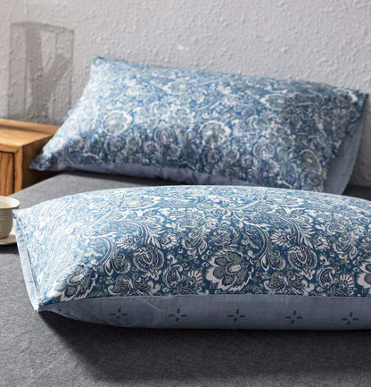 BED_LINEN_SET — SLEEPBELLA reversible cotton duvet cover set in blue and white